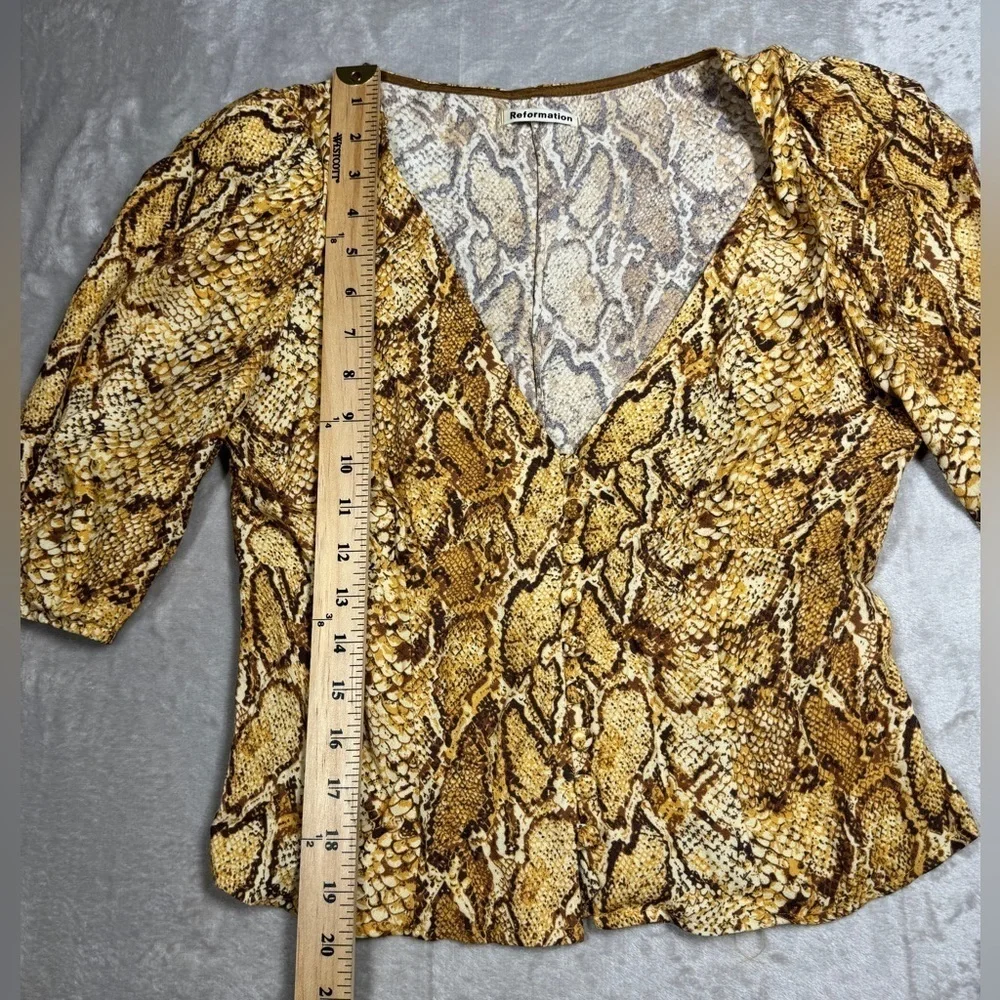 Reformation Eliana Boa Snakeskin Animal Print V Neck Button Front Blouse Small